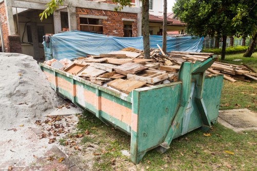 Electric rubbish collection vehicle in London